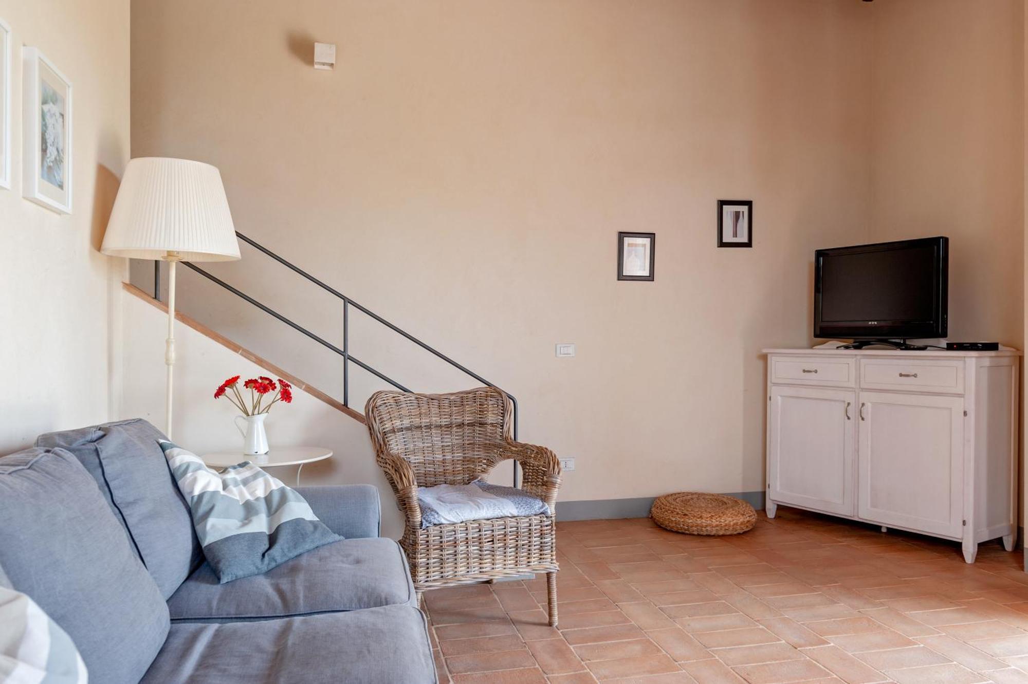 Il Borgo Delle Ville Palaia Eksteriør billede