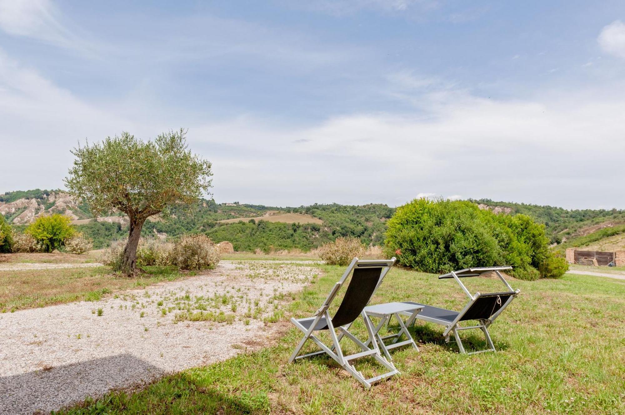 Il Borgo Delle Ville Palaia Eksteriør billede