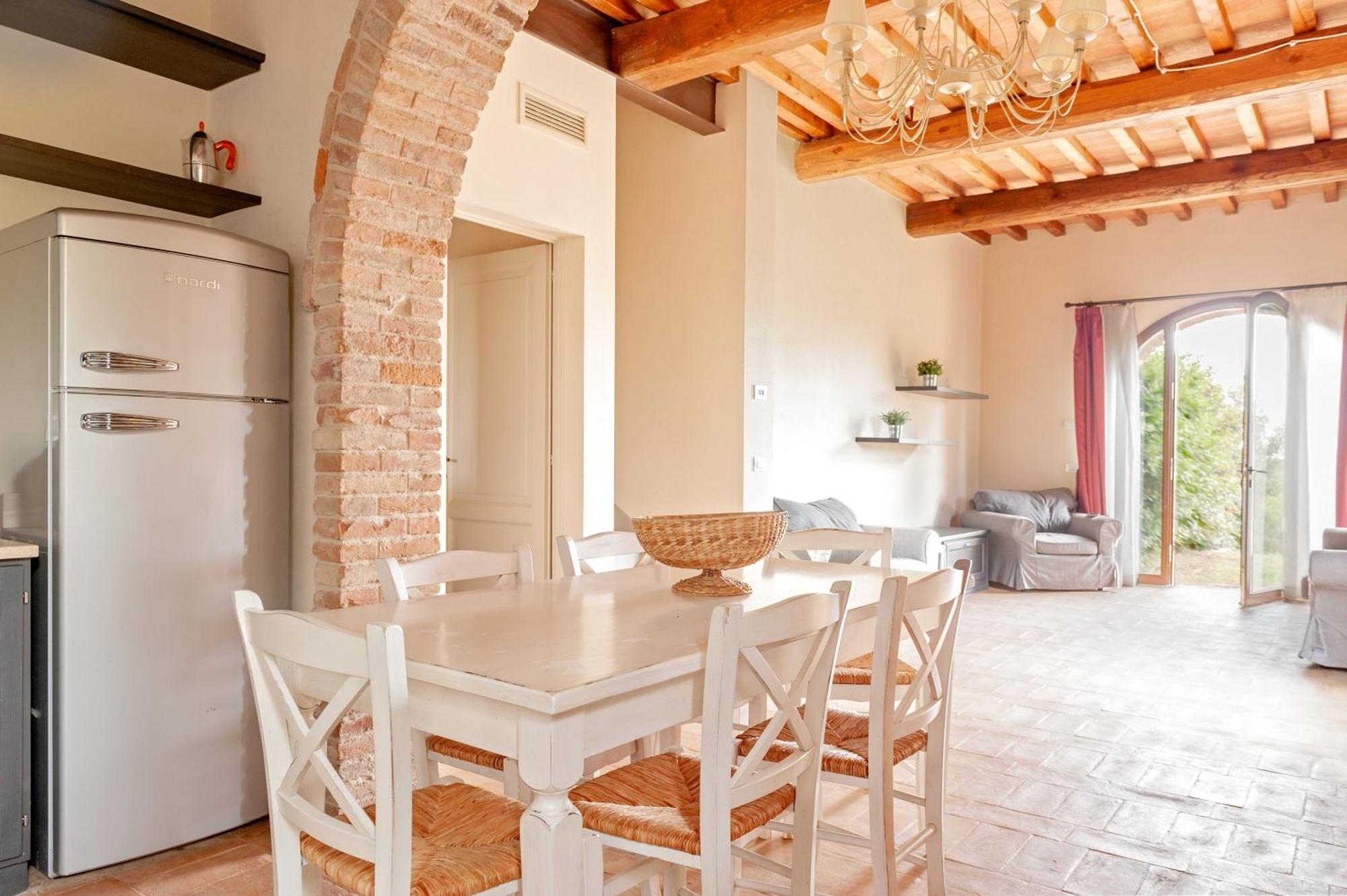 Il Borgo Delle Ville Palaia Eksteriør billede