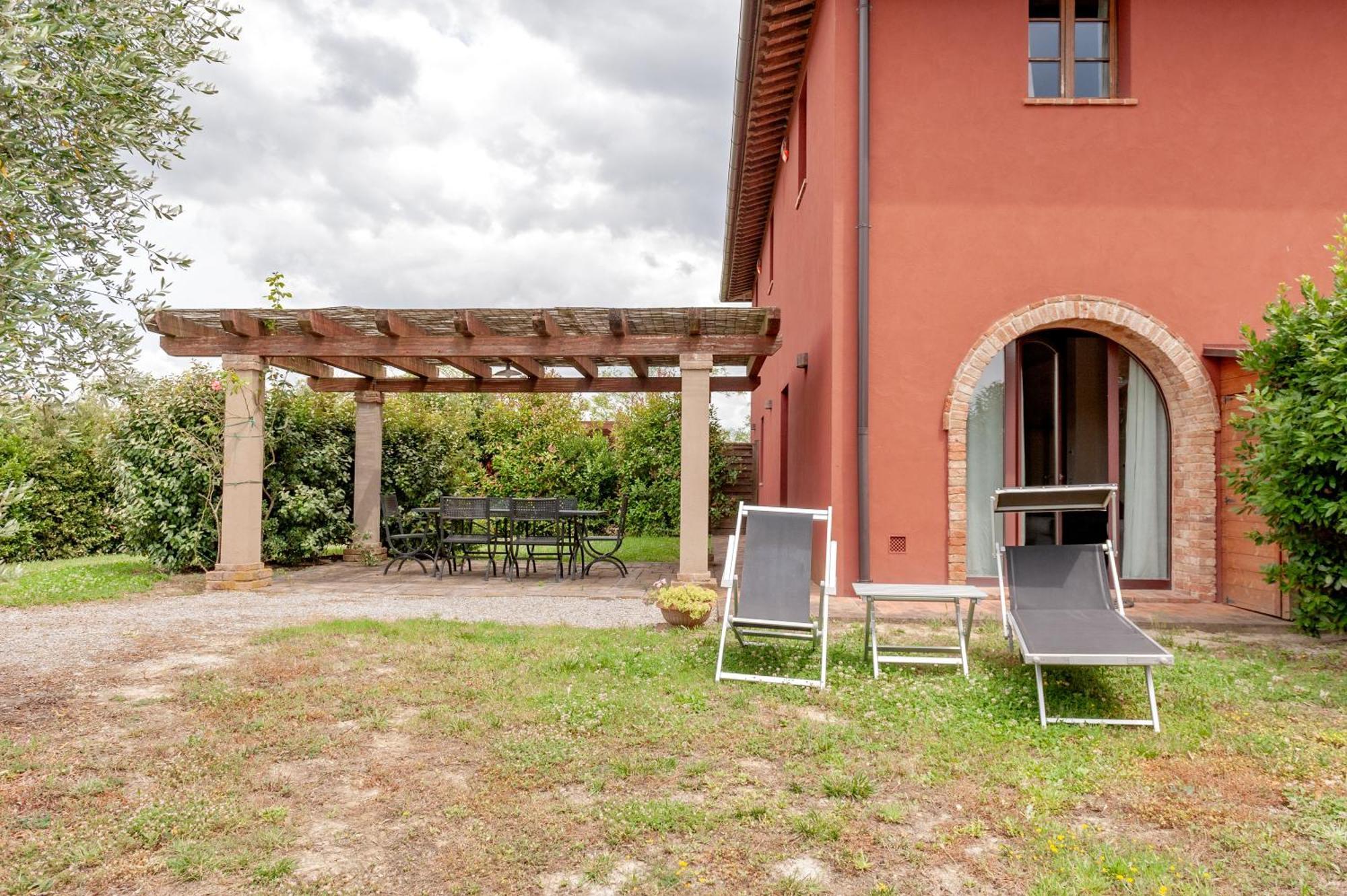 Il Borgo Delle Ville Palaia Eksteriør billede