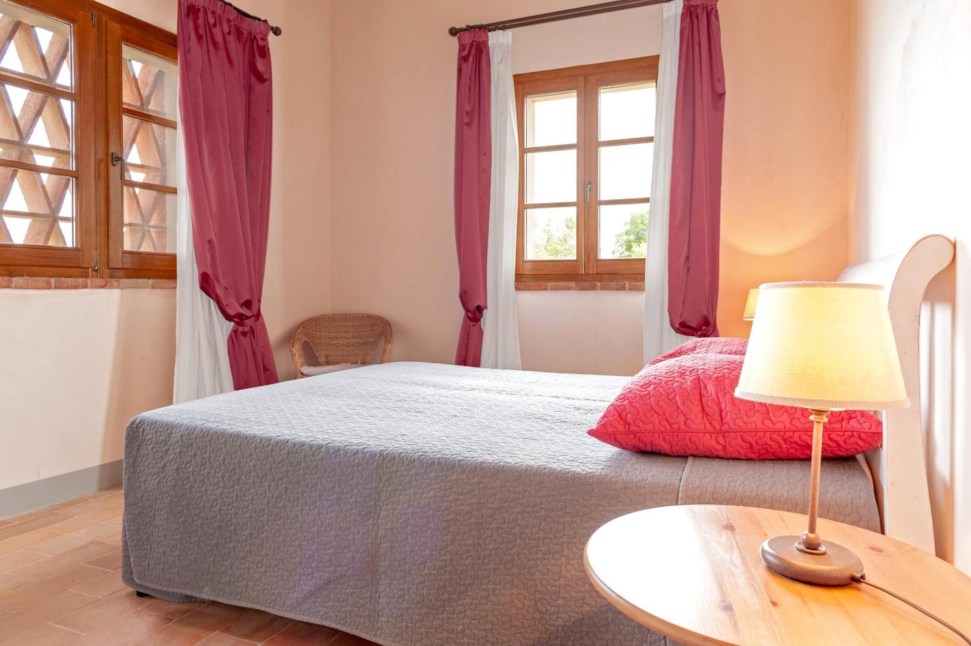 Il Borgo Delle Ville Palaia Eksteriør billede